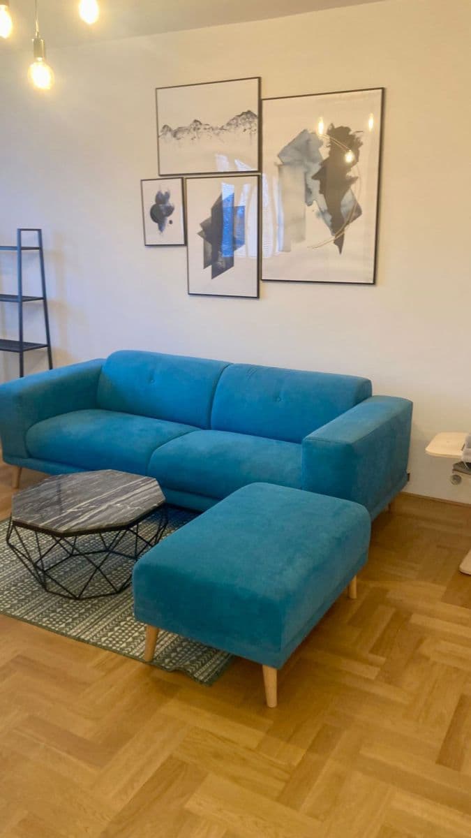 1 bedroom with open-plan kitchen flat to rent, 52 m², Chotutická, Prague, Prague 1 bedroom with open-plan kitchen flat to rent, 52 m², Chotutická, Prague, Prague