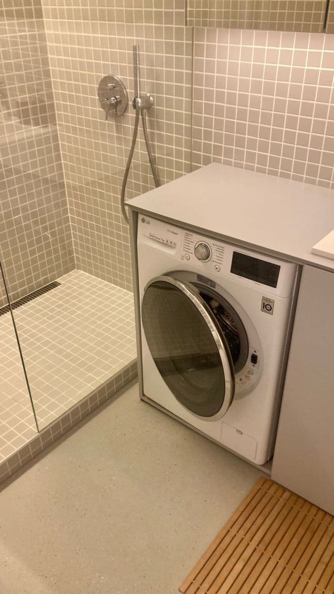 1 bedroom with open-plan kitchen flat to rent, 52 m², Chotutická, Prague, Prague 1 bedroom with open-plan kitchen flat to rent, 52 m², Chotutická, Prague, Prague