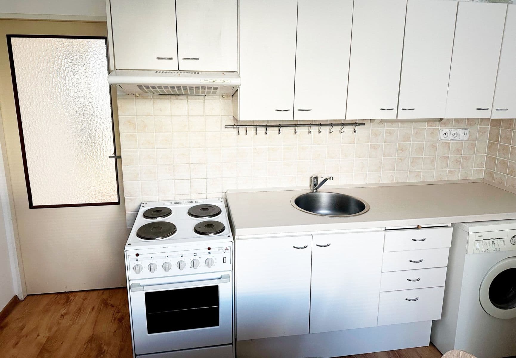 3 bedroom flat to rent, 69 m², Zbudovská, Prague, Prague 3 bedroom flat to rent, 69 m², Zbudovská, Prague, Prague