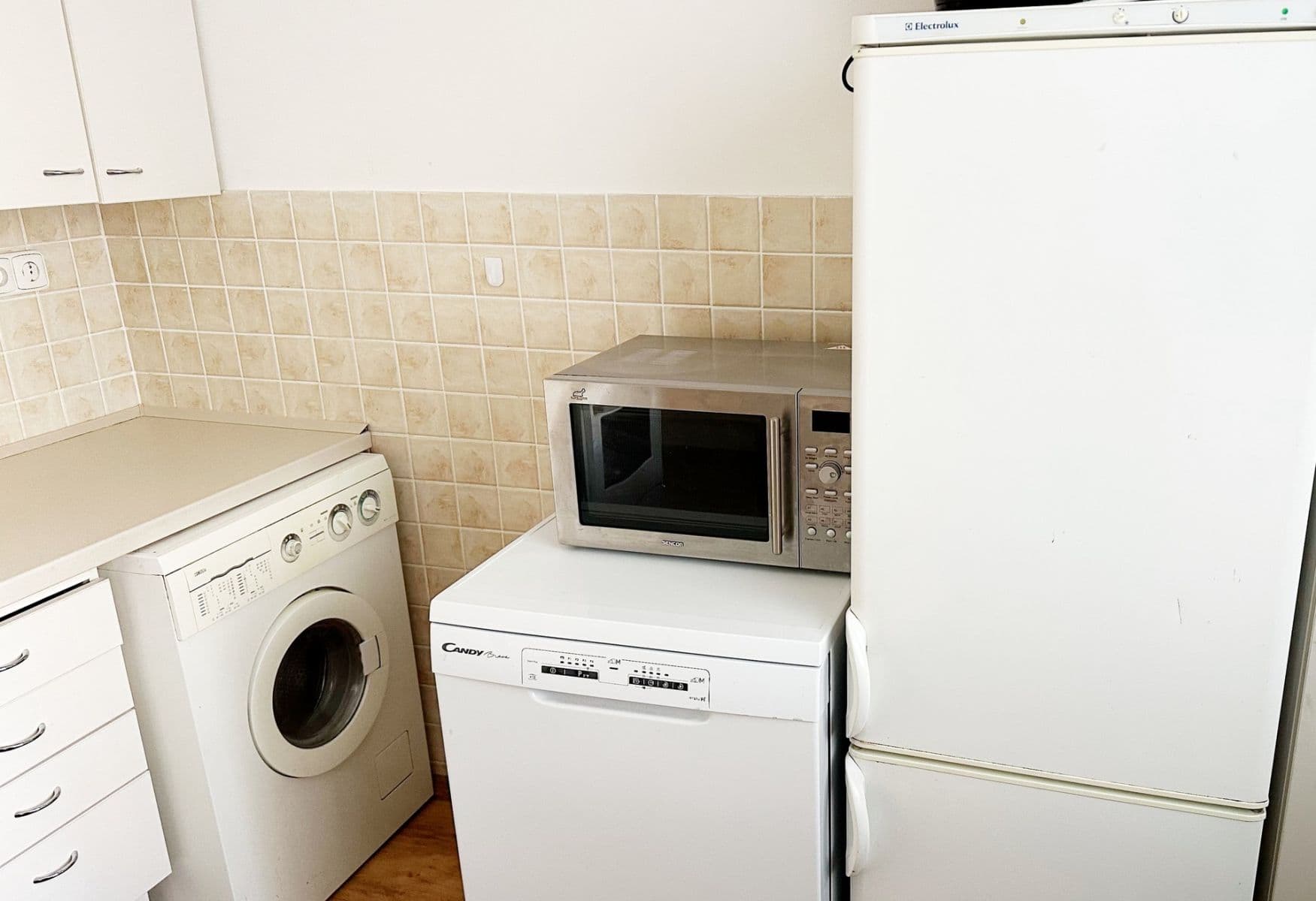 3 bedroom flat to rent, 69 m², Zbudovská, Prague, Prague 3 bedroom flat to rent, 69 m², Zbudovská, Prague, Prague