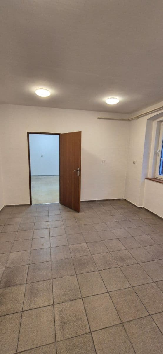 non-residential property to rent, 34 m², Husova, Nejdek, Karlovarský Region non-residential property to rent, 34 m², Husova, Nejdek, Karlovarský Region