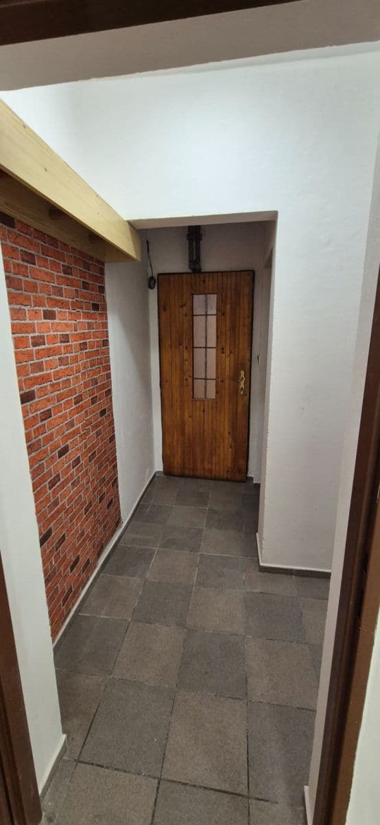 non-residential property to rent, 34 m², Husova, Nejdek, Karlovarský Region non-residential property to rent, 34 m², Husova, Nejdek, Karlovarský Region