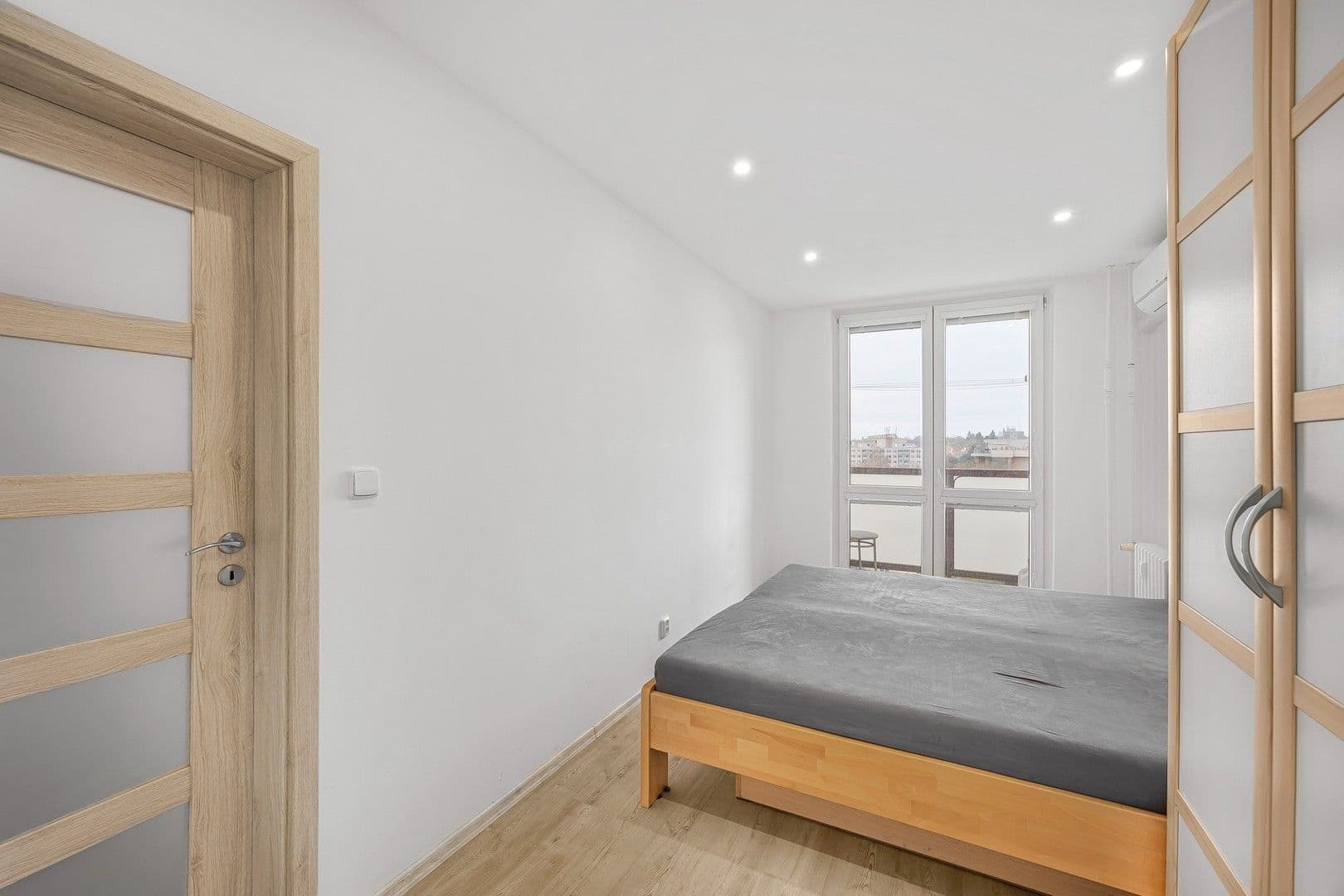 1 bedroom with open-plan kitchen flat to rent, 47 m², Pod Lipami, Prague, Prague 1 bedroom with open-plan kitchen flat to rent, 47 m², Pod Lipami, Prague, Prague