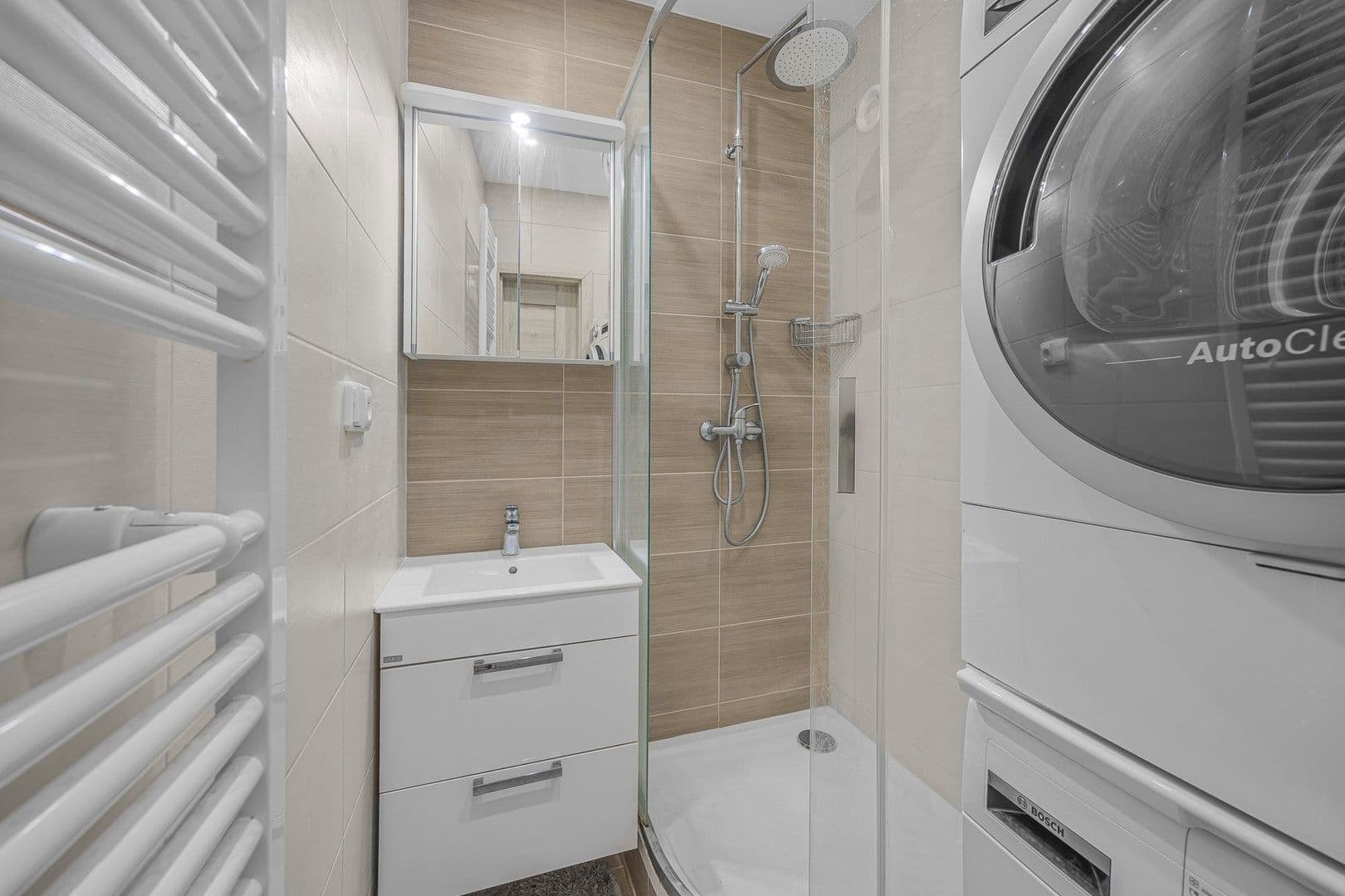 1 bedroom with open-plan kitchen flat to rent, 47 m², Pod Lipami, Prague, Prague 1 bedroom with open-plan kitchen flat to rent, 47 m², Pod Lipami, Prague, Prague