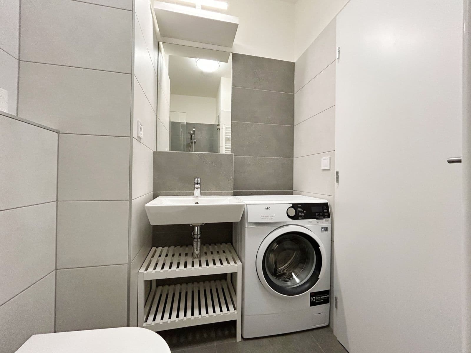 1 bedroom with open-plan kitchen flat to rent, 44 m², Zengrova, Kolín, Středočeský Region 1 bedroom with open-plan kitchen flat to rent, 44 m², Zengrova, Kolín, Středočeský Region