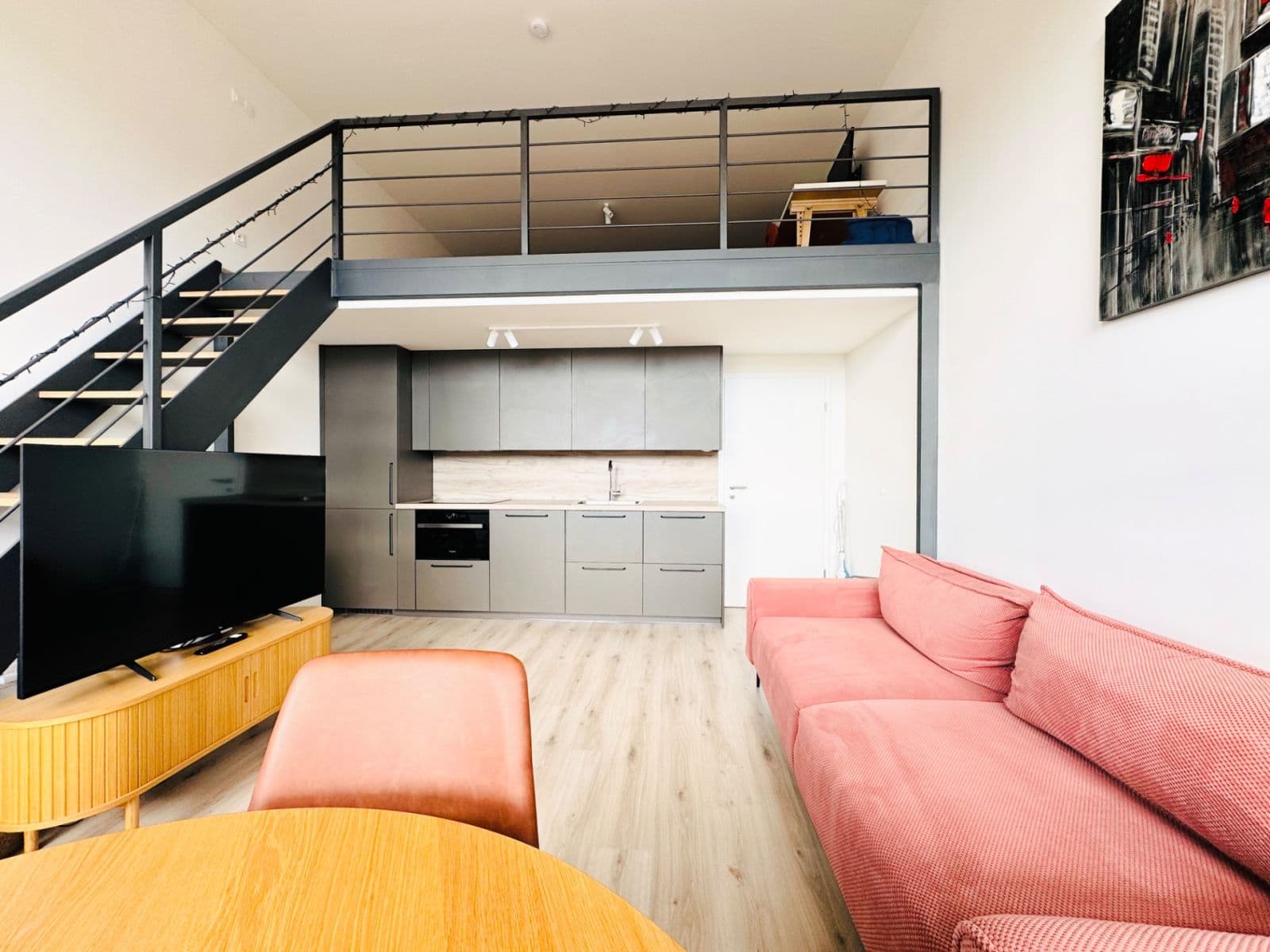 1 bedroom with open-plan kitchen flat to rent, 55 m², Kubánské náměstí, Prague, Prague 1 bedroom with open-plan kitchen flat to rent, 55 m², Kubánské náměstí, Prague, Prague