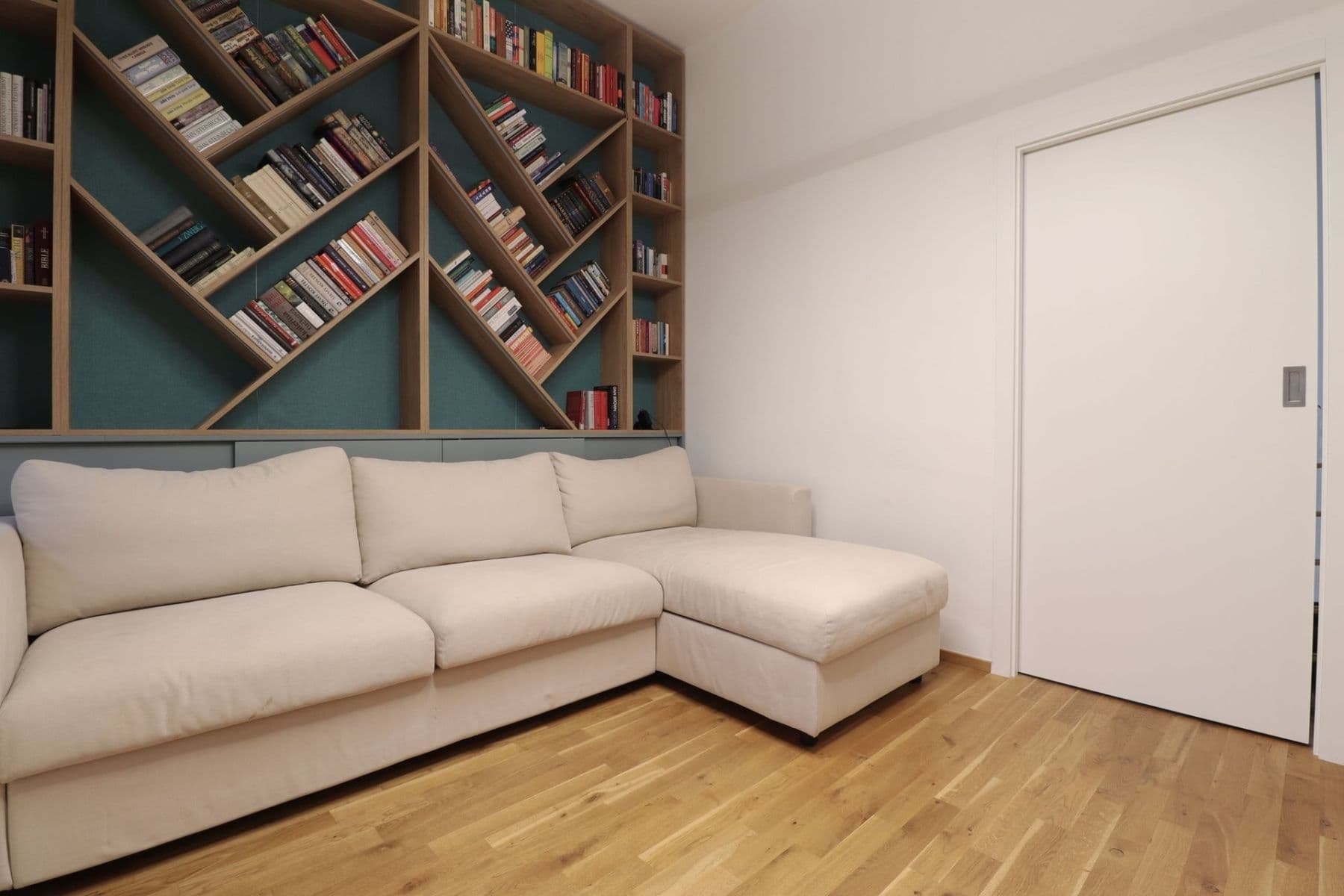 2 bedroom with open-plan kitchen flat to rent, 65 m², Lumírova, Prague, Prague 2 bedroom with open-plan kitchen flat to rent, 65 m², Lumírova, Prague, Prague