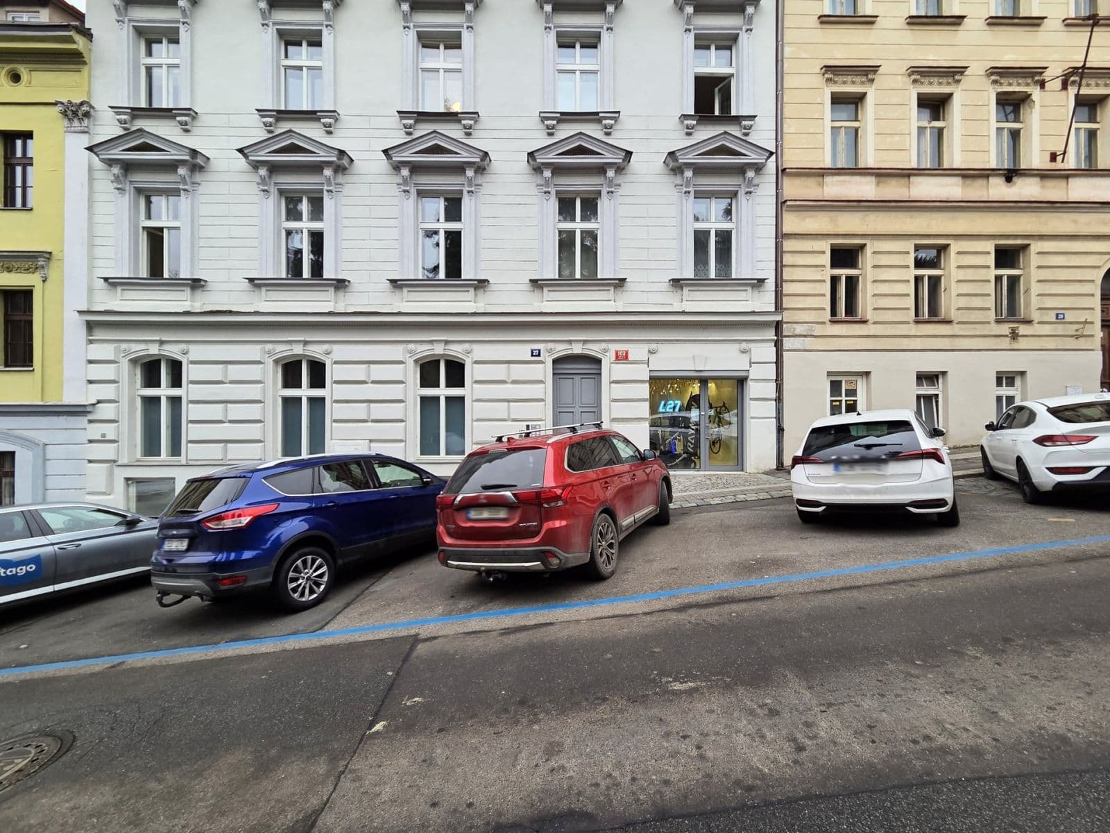 2 bedroom with open-plan kitchen flat to rent, 65 m², Lumírova, Prague, Prague 2 bedroom with open-plan kitchen flat to rent, 65 m², Lumírova, Prague, Prague