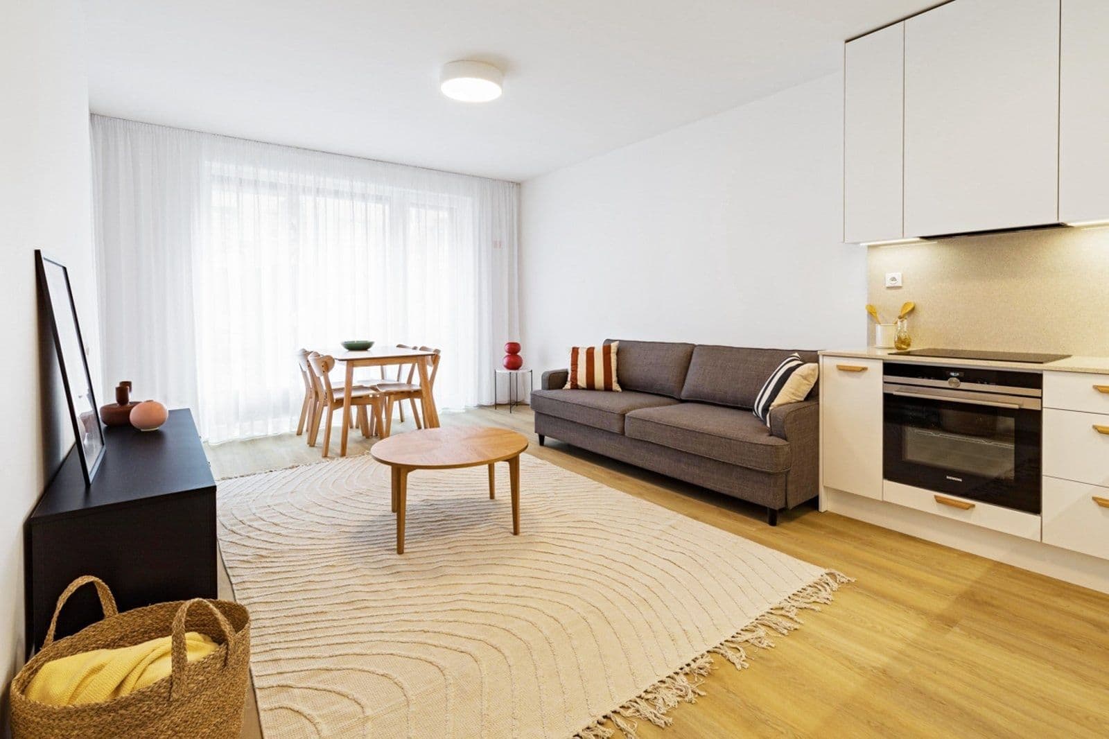 1 bedroom with open-plan kitchen flat to rent, 55 m², Vrbenského, Prague, Prague 1 bedroom with open-plan kitchen flat to rent, 55 m², Vrbenského, Prague, Prague