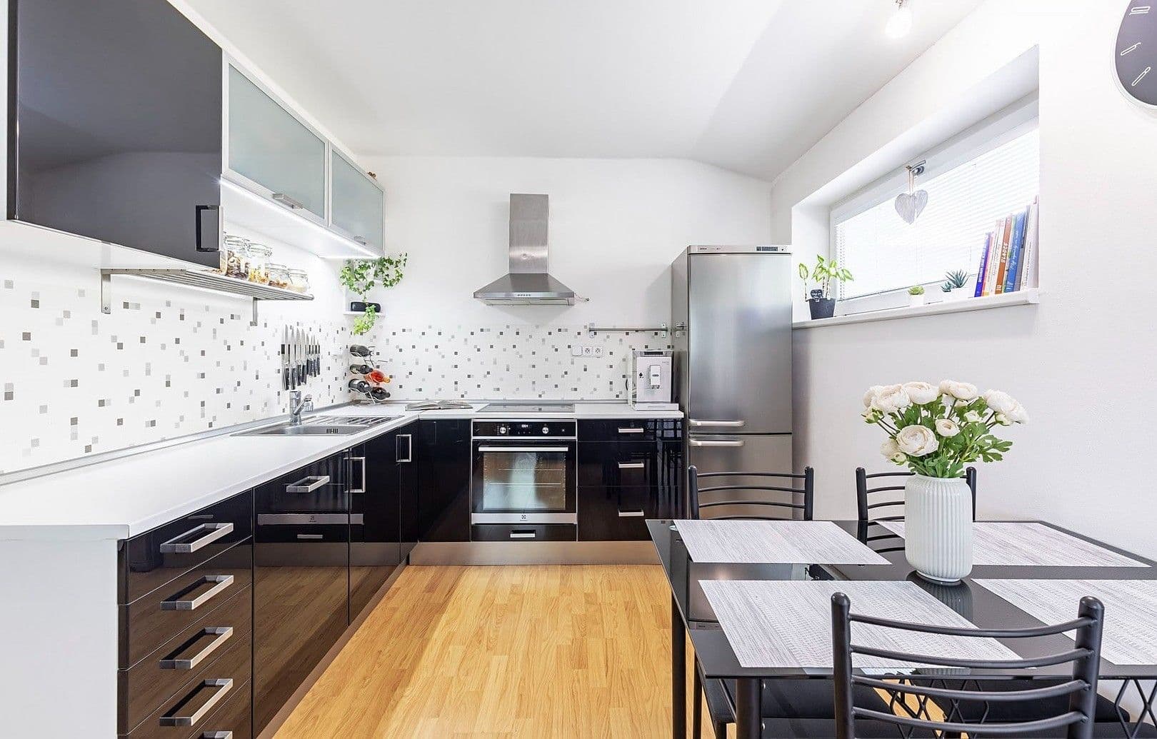 1 bedroom with open-plan kitchen flat to rent, 69 m², Novoměstská, Brno, Jihomoravský Region 1 bedroom with open-plan kitchen flat to rent, 69 m², Novoměstská, Brno, Jihomoravský Region