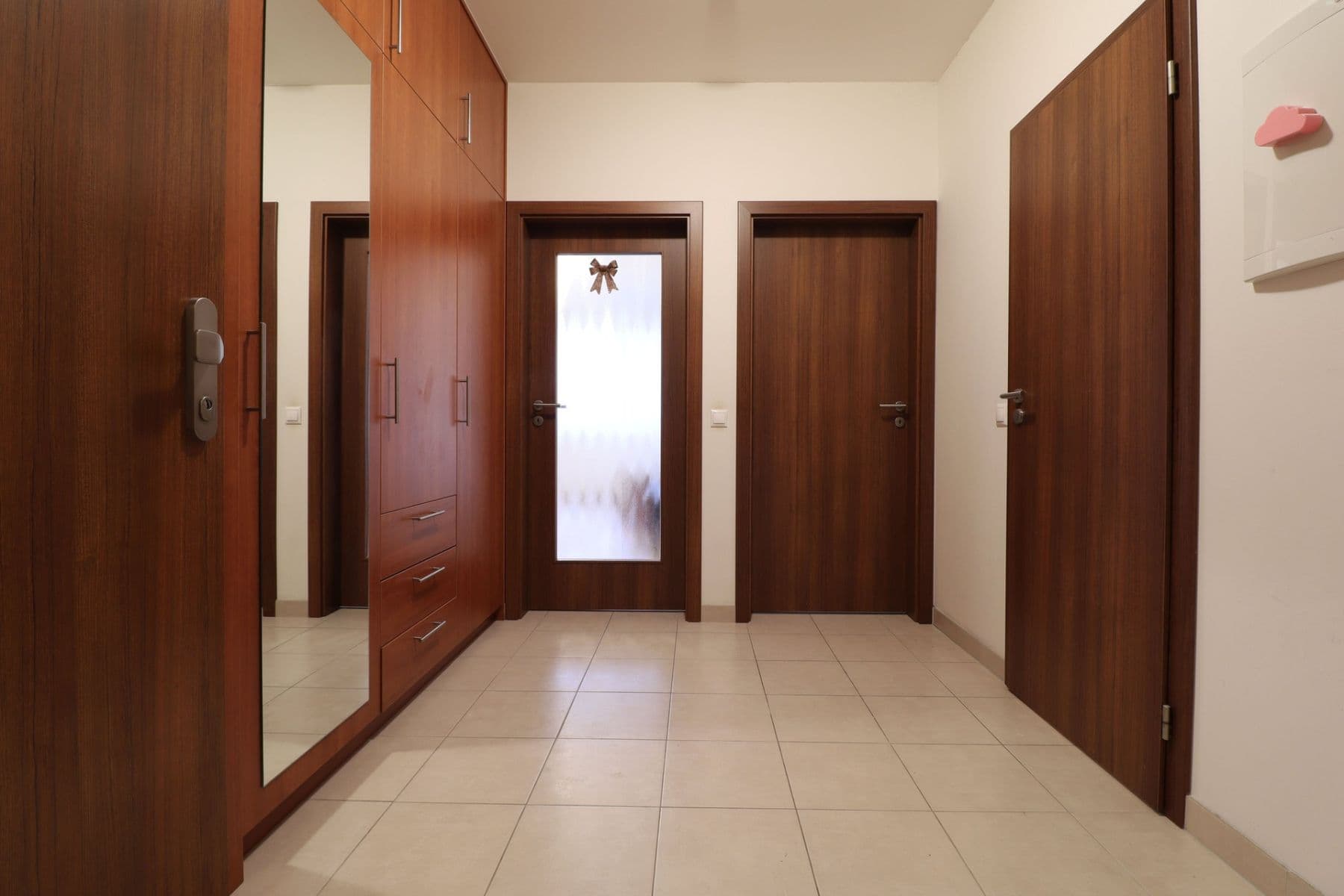 1 bedroom with open-plan kitchen flat to rent, 48 m², Nárožní, Prague, Prague 1 bedroom with open-plan kitchen flat to rent, 48 m², Nárožní, Prague, Prague