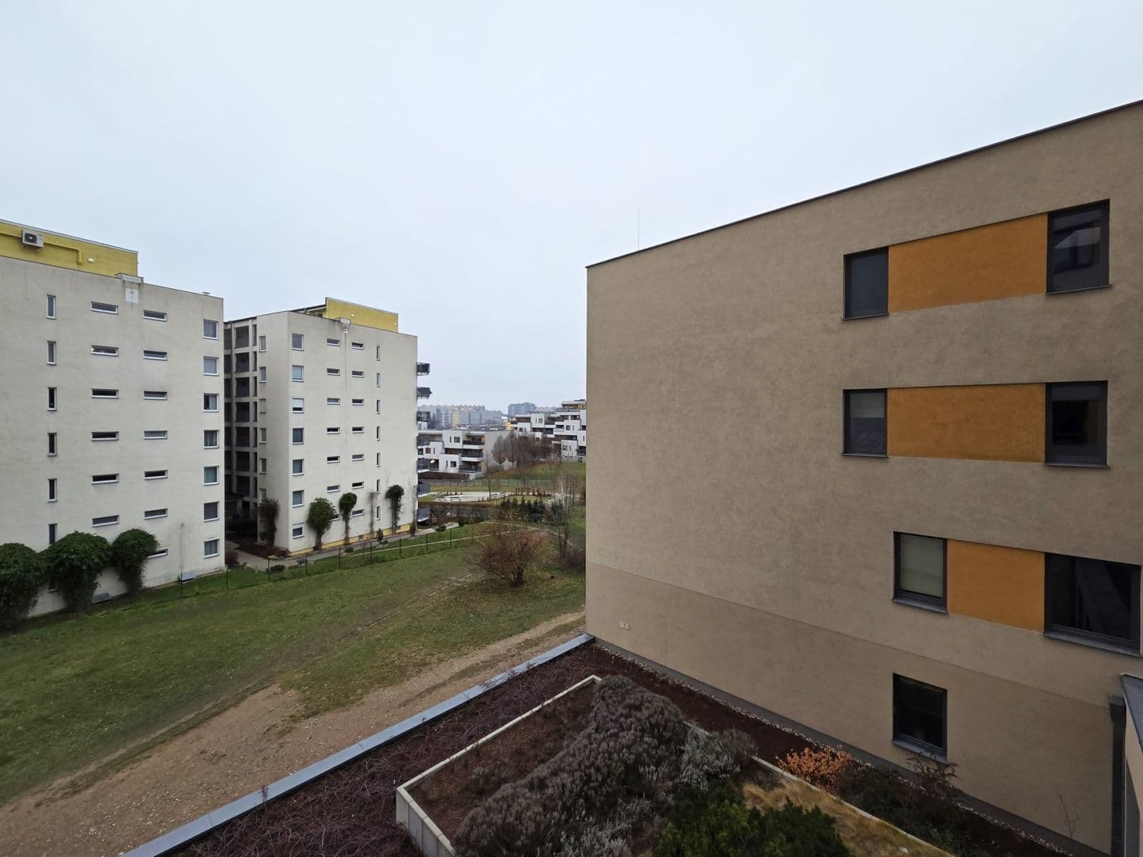 1 bedroom with open-plan kitchen flat to rent, 48 m², Nárožní, Prague, Prague 1 bedroom with open-plan kitchen flat to rent, 48 m², Nárožní, Prague, Prague