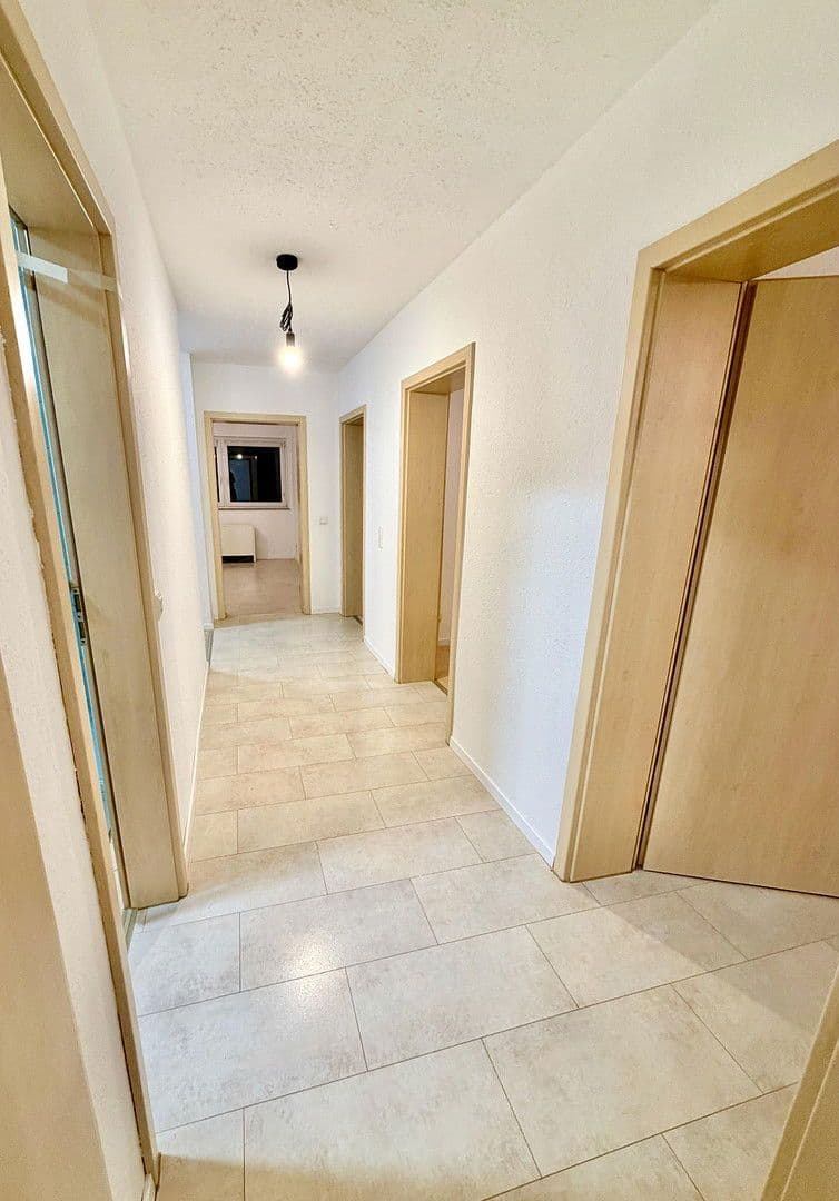 4 bedroom flat to rent, 91 m², Falkenhöhe 2, Gummersbach, North Rhine-Westphalia 4 bedroom flat to rent, 91 m², Falkenhöhe 2, Gummersbach, North Rhine-Westphalia