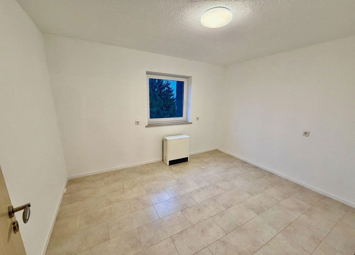 4 bedroom flat to rent, 91 m², Falkenhöhe 2, Gummersbach, North Rhine-Westphalia 4 bedroom flat to rent, 91 m², Falkenhöhe 2, Gummersbach, North Rhine-Westphalia