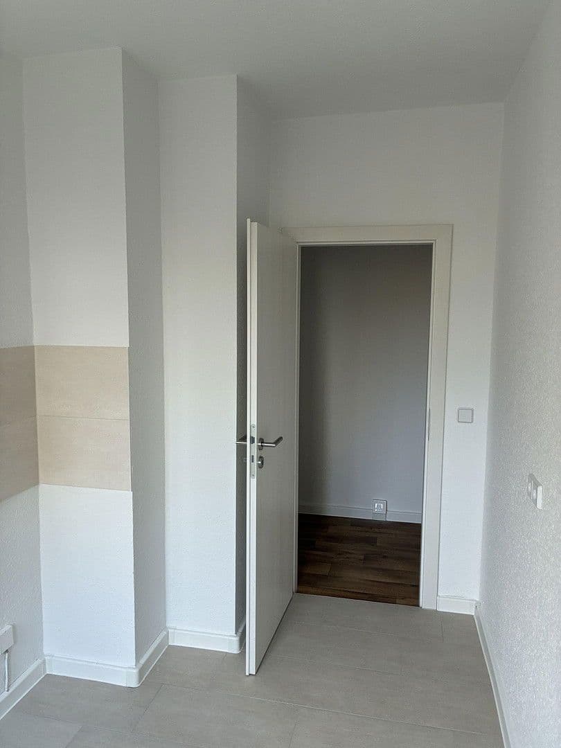 3 bedroom flat to rent, 63 m², Linzer Straße 45, Dessau-Roßlau, Saxony-Anhalt 3 bedroom flat to rent, 63 m², Linzer Straße 45, Dessau-Roßlau, Saxony-Anhalt