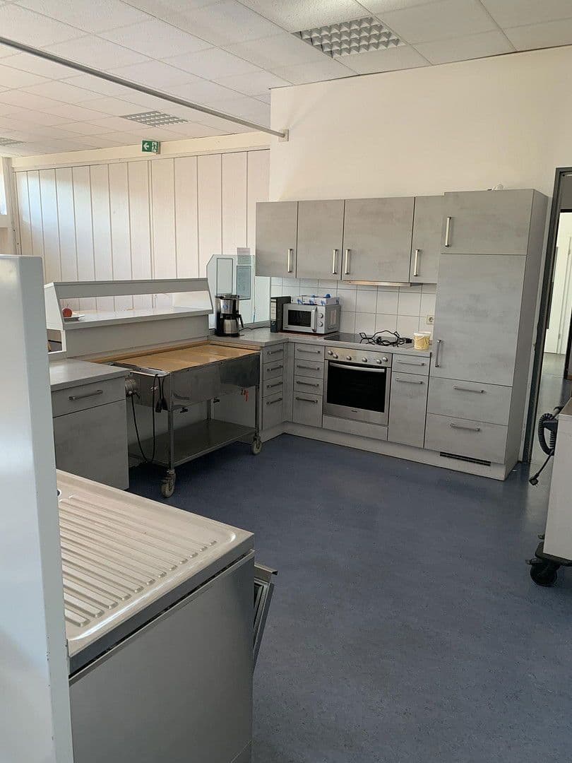 non-residential property to rent, 1,007 m², Waldstr 3, Lauchringen, Baden-Württemberg non-residential property to rent, 1,007 m², Waldstr 3, Lauchringen, Baden-Württemberg