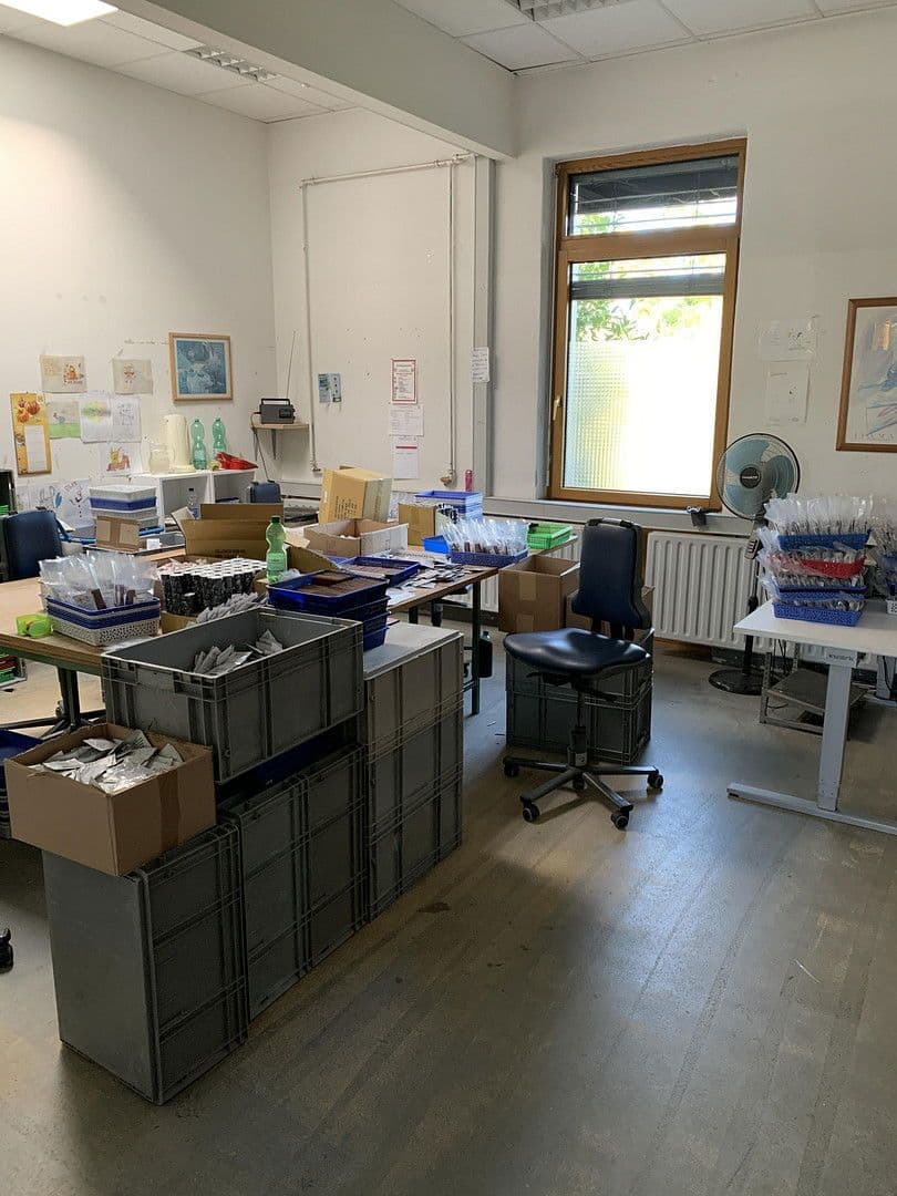 non-residential property to rent, 1,007 m², Waldstr 3, Lauchringen, Baden-Württemberg non-residential property to rent, 1,007 m², Waldstr 3, Lauchringen, Baden-Württemberg