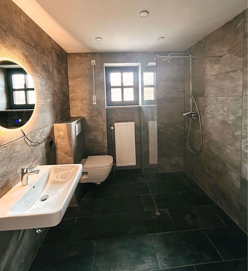 4 bedroom flat to rent, 111 m², Augsburger Straße 40, Regensburg, Bavaria 4 bedroom flat to rent, 111 m², Augsburger Straße 40, Regensburg, Bavaria