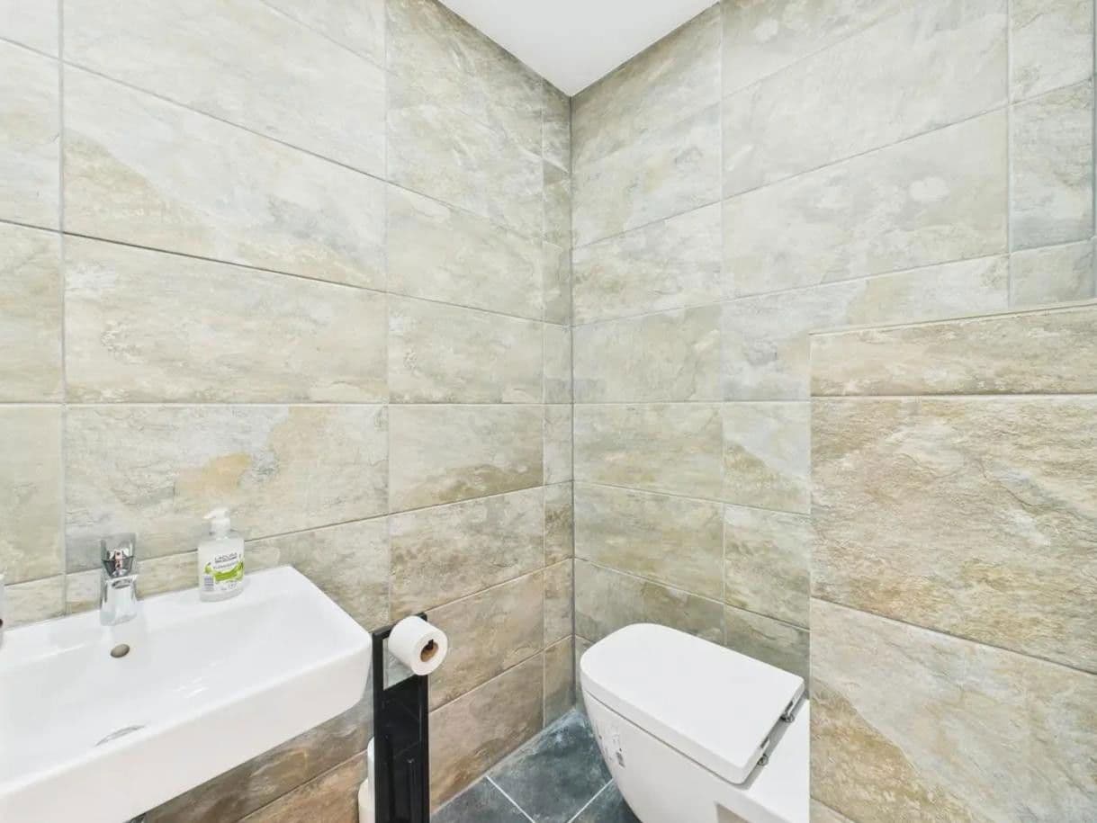 4 bedroom flat to rent, 111 m², Augsburger Straße 40, Regensburg, Bavaria 4 bedroom flat to rent, 111 m², Augsburger Straße 40, Regensburg, Bavaria