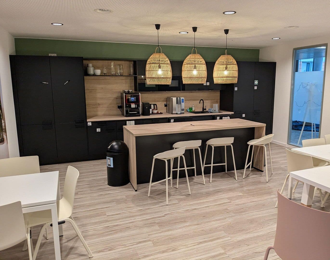 office to rent, 275 m², Landsberger Straße 187, München, Bavaria office to rent, 275 m², Landsberger Straße 187, München, Bavaria