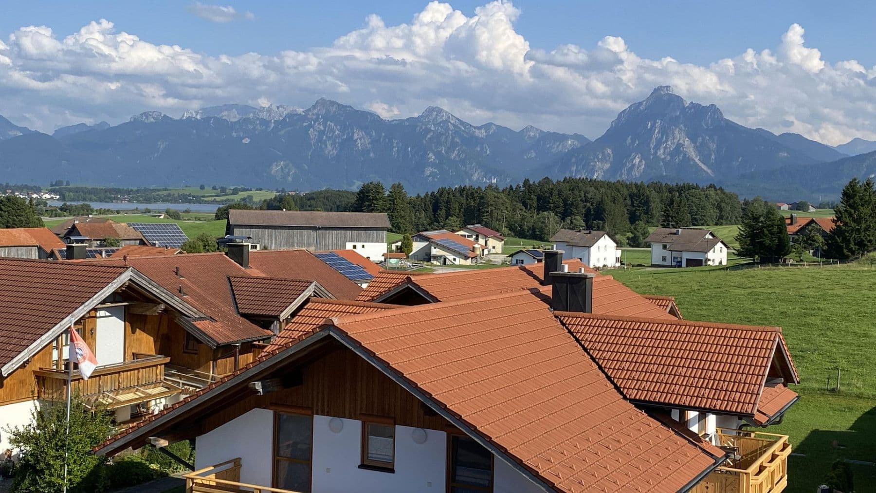 3 bedroom with open-plan kitchen flat for sale, 124 m², Hopferau, Bavaria 3 bedroom with open-plan kitchen flat for sale, 124 m², Hopferau, Bavaria