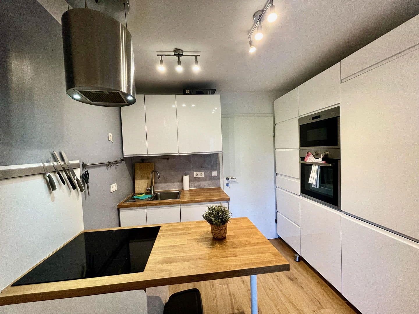 5 bedroom flat to rent, 101 m², Johann Nepomuk Berger Platz 4/10, Wien, Vienna 5 bedroom flat to rent, 101 m², Johann Nepomuk Berger Platz 4/10, Wien, Vienna