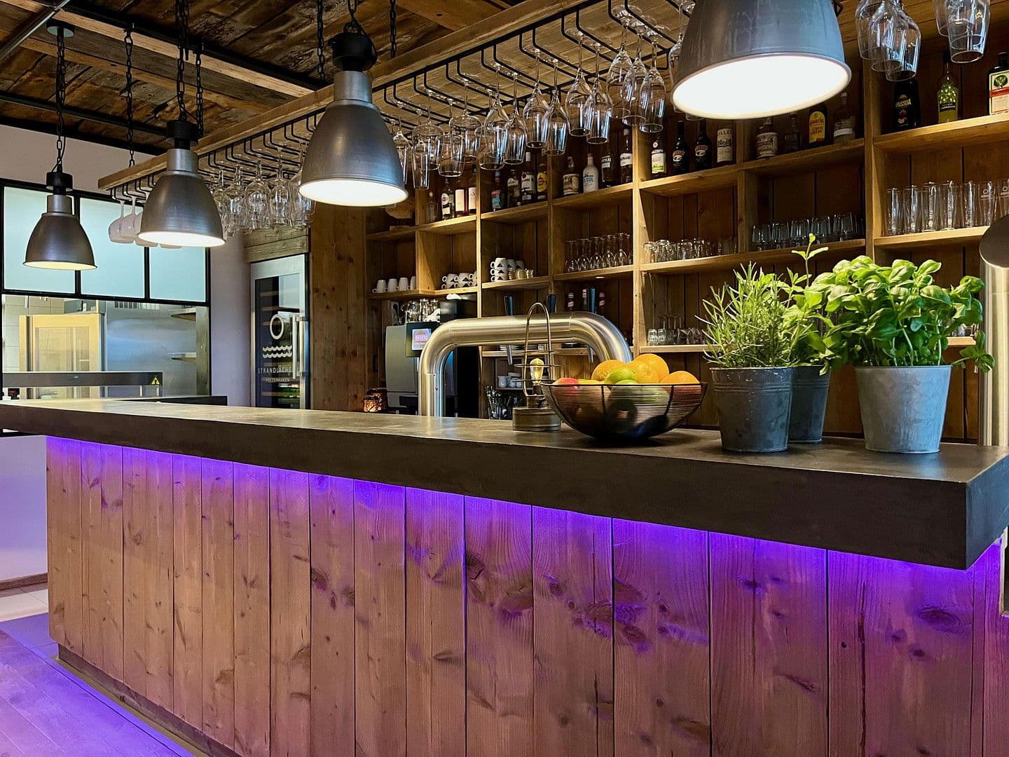 non-residential property to rent, 212 m², Neustadt in Holstein, Schleswig-Holstein non-residential property to rent, 212 m², Neustadt in Holstein, Schleswig-Holstein