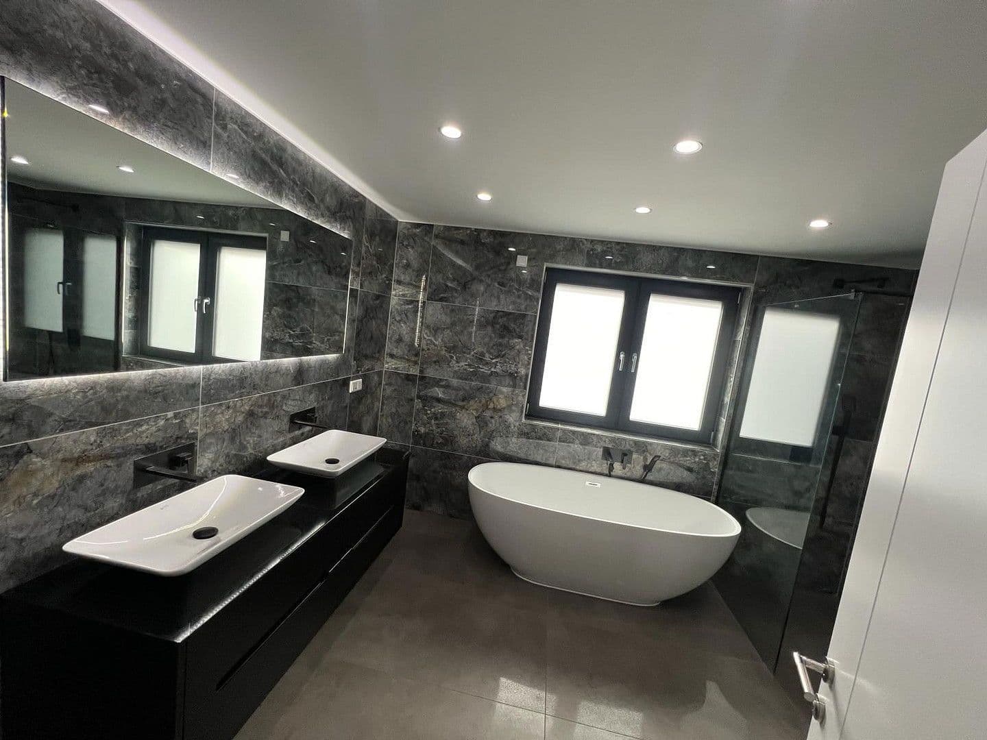 house to rent, 200 m², Auf der Weingartsweide 20 A, Neuberg, Hesse house to rent, 200 m², Auf der Weingartsweide 20 A, Neuberg, Hesse