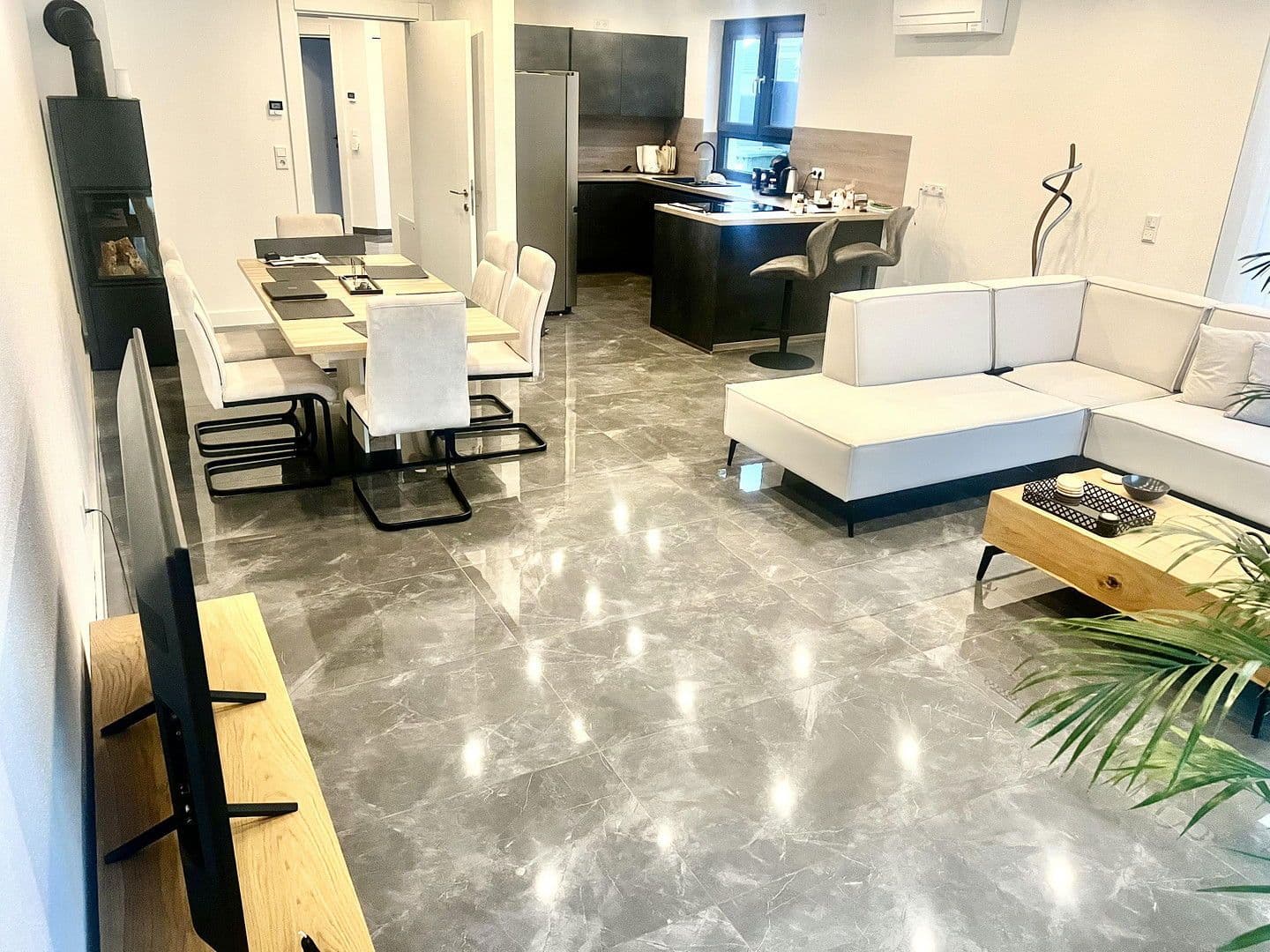 house to rent, 200 m², Auf der Weingartsweide 20 A, Neuberg, Hesse house to rent, 200 m², Auf der Weingartsweide 20 A, Neuberg, Hesse