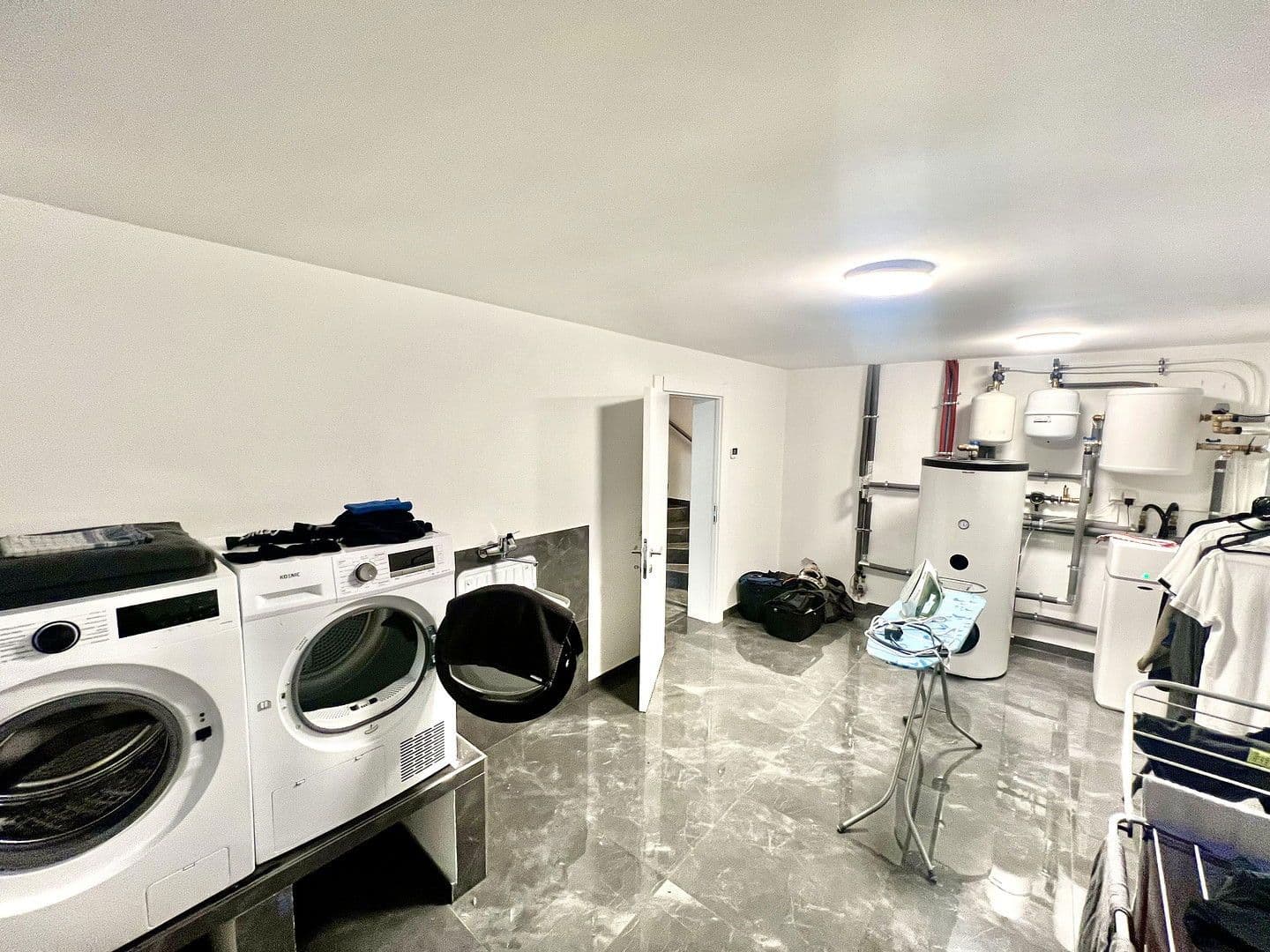 house to rent, 200 m², Auf der Weingartsweide 20 A, Neuberg, Hesse house to rent, 200 m², Auf der Weingartsweide 20 A, Neuberg, Hesse