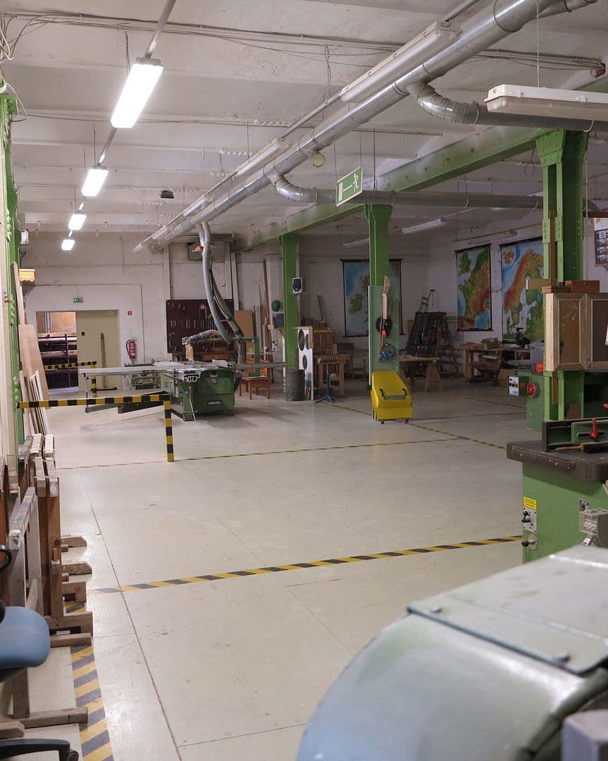 house for sale, 6,000 m², Malchin, Mecklenburg-Vorpommern house for sale, 6,000 m², Malchin, Mecklenburg-Vorpommern