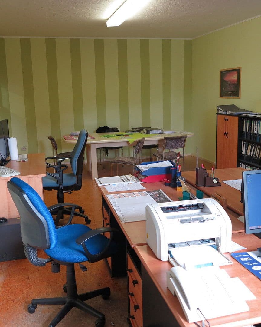 house for sale, 6,000 m², Malchin, Mecklenburg-Vorpommern house for sale, 6,000 m², Malchin, Mecklenburg-Vorpommern