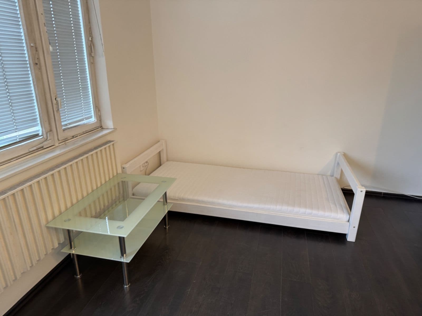 Studio flat to rent, 24 m², Za Mlýnem, Prague, Prague Studio flat to rent, 24 m², Za Mlýnem, Prague, Prague