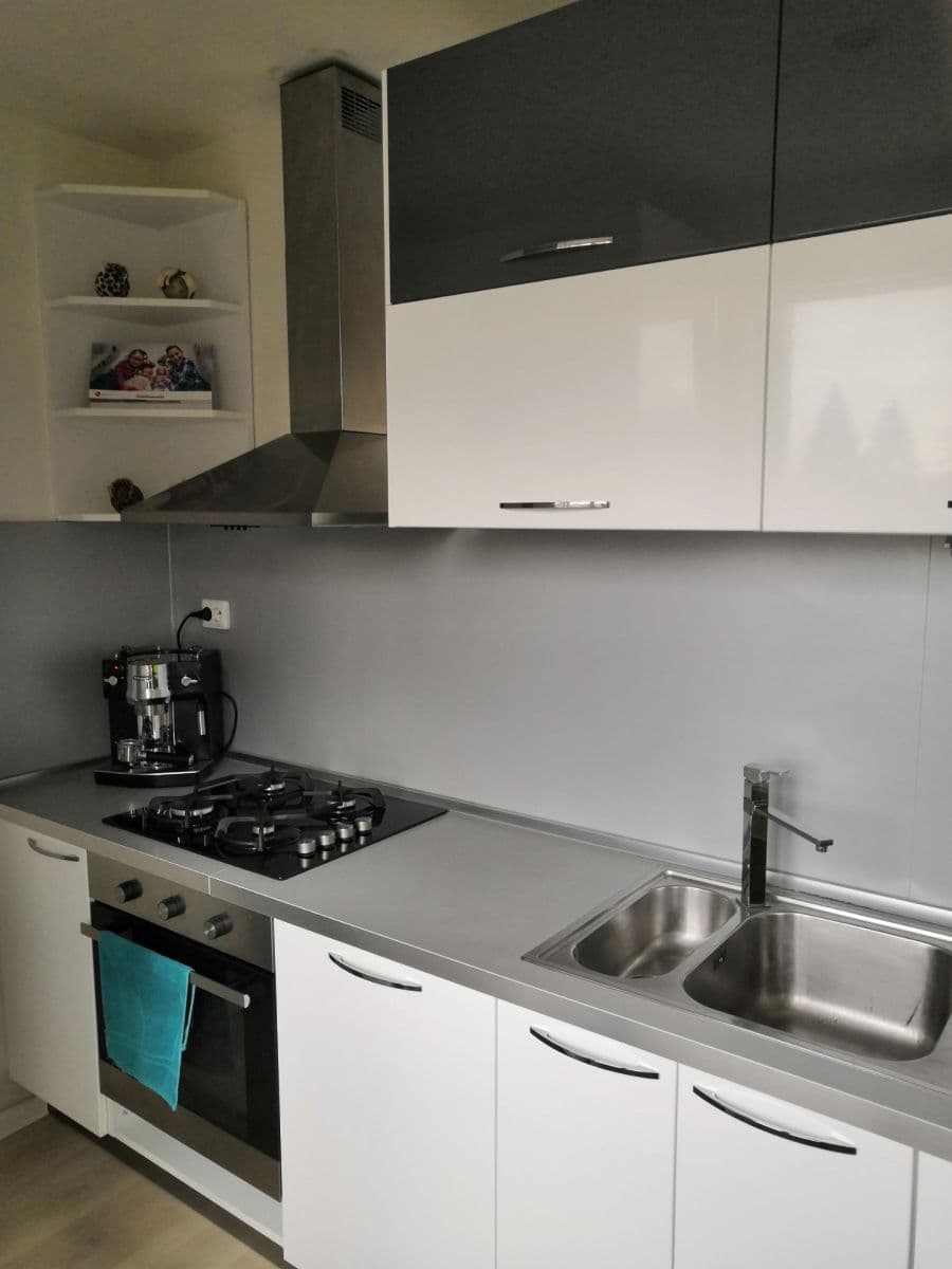 2 bedroom with open-plan kitchen flat to rent, 63 m², Ukrajinská, Ostrava, Moravskoslezský Region 2 bedroom with open-plan kitchen flat to rent, 63 m², Ukrajinská, Ostrava, Moravskoslezský Region