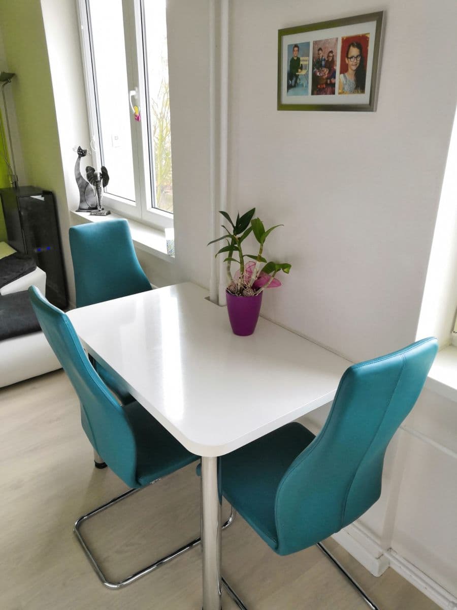 2 bedroom with open-plan kitchen flat to rent, 63 m², Ukrajinská, Ostrava, Moravskoslezský Region 2 bedroom with open-plan kitchen flat to rent, 63 m², Ukrajinská, Ostrava, Moravskoslezský Region