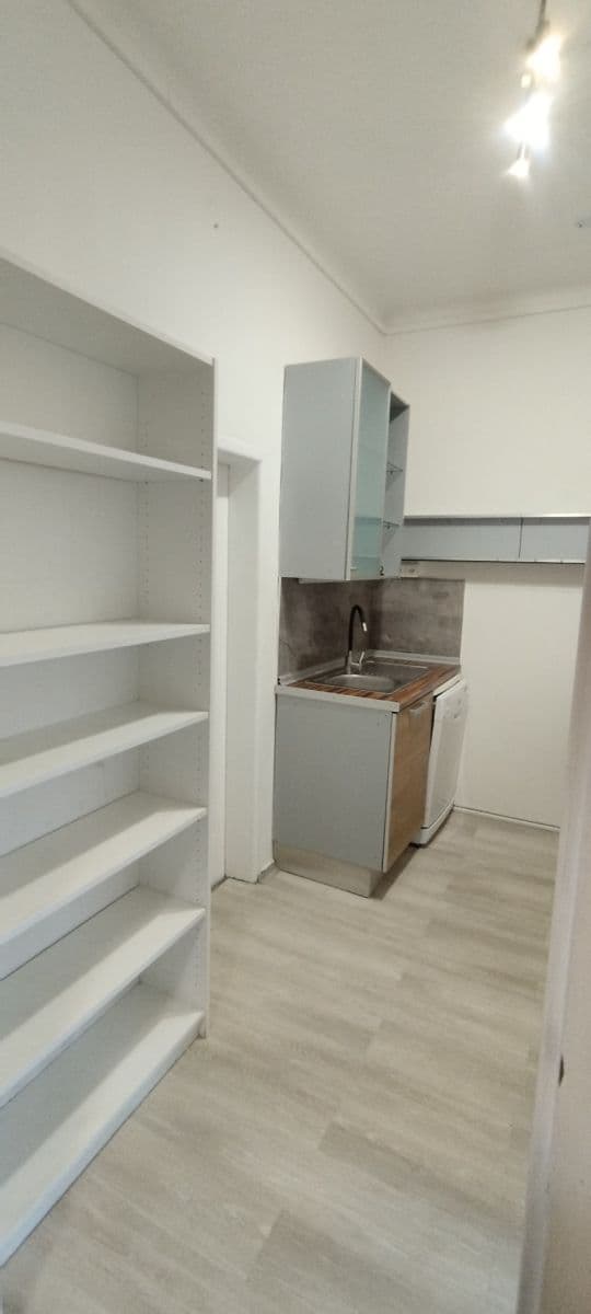 2 bedroom flat to rent, 67 m², Obora, Vlašim, Středočeský Region 2 bedroom flat to rent, 67 m², Obora, Vlašim, Středočeský Region