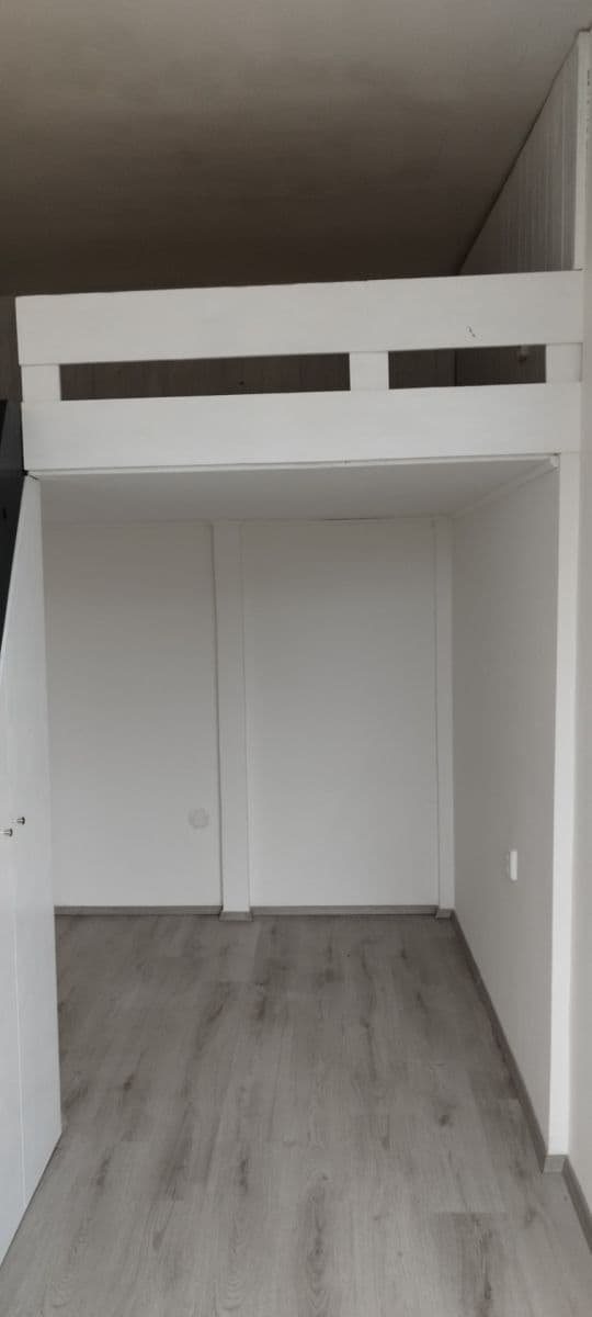 2 bedroom flat to rent, 67 m², Obora, Vlašim, Středočeský Region 2 bedroom flat to rent, 67 m², Obora, Vlašim, Středočeský Region