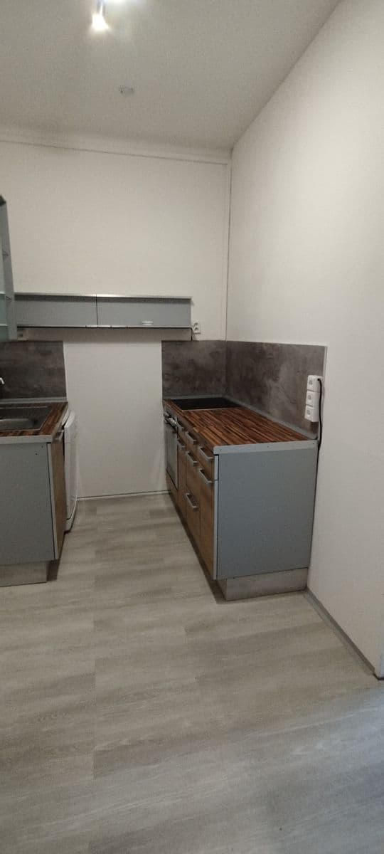 2 bedroom flat to rent, 67 m², Obora, Vlašim, Středočeský Region 2 bedroom flat to rent, 67 m², Obora, Vlašim, Středočeský Region