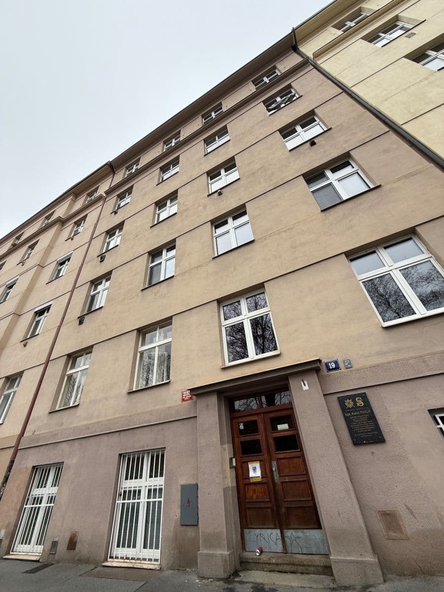 2 bedroom flat to rent, 47 m², Na Folimance, Prague, Prague 2 bedroom flat to rent, 47 m², Na Folimance, Prague, Prague