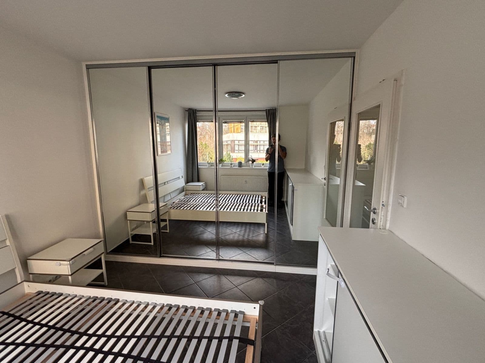 2 bedroom with open-plan kitchen flat to rent, 65 m², José Martího, Prague, Prague 2 bedroom with open-plan kitchen flat to rent, 65 m², José Martího, Prague, Prague