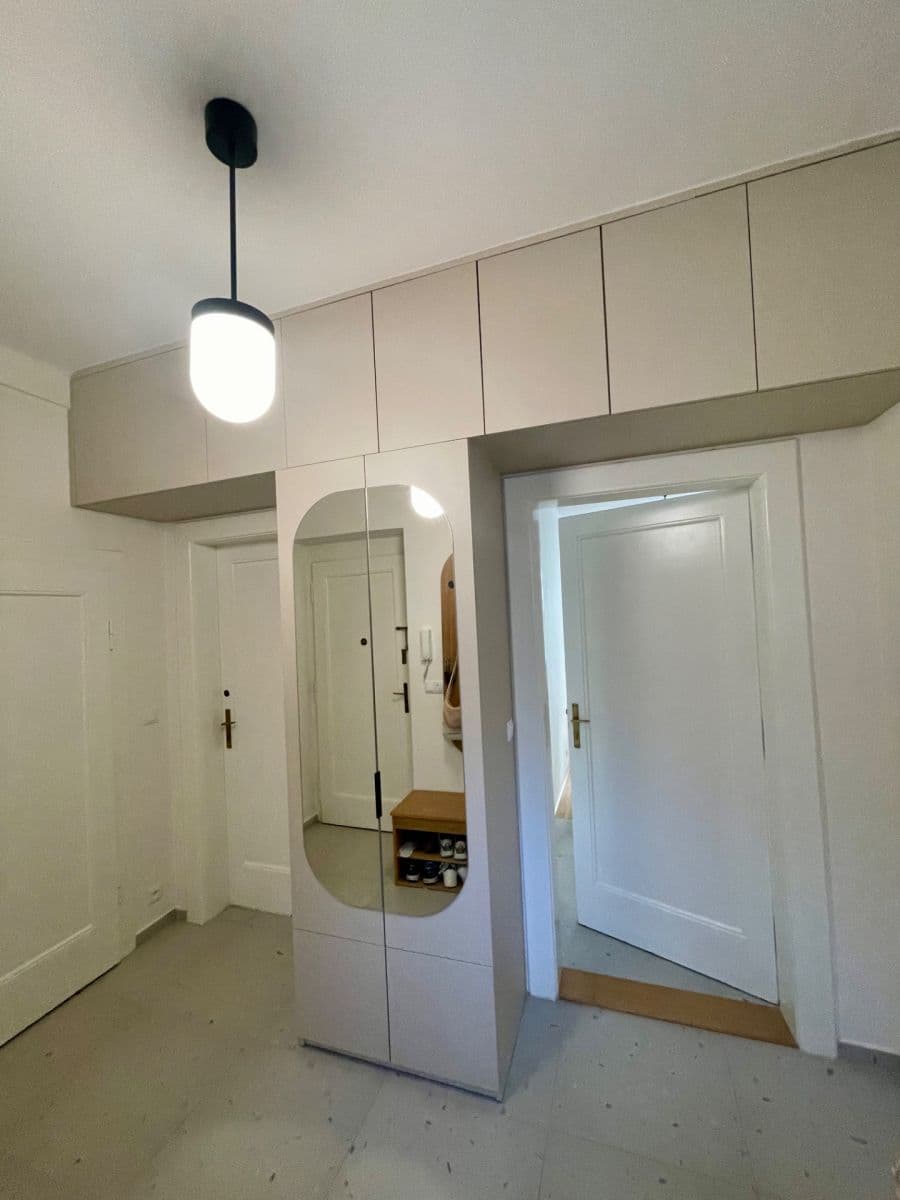 1 bedroom with open-plan kitchen flat to rent, 50 m², Baranova, Prague, Prague 1 bedroom with open-plan kitchen flat to rent, 50 m², Baranova, Prague, Prague