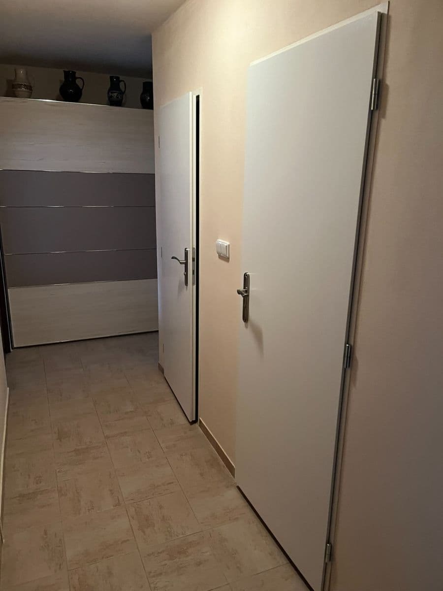 3 bedroom flat to rent, 74 m², Přecechtělova, Prague, Prague 3 bedroom flat to rent, 74 m², Přecechtělova, Prague, Prague