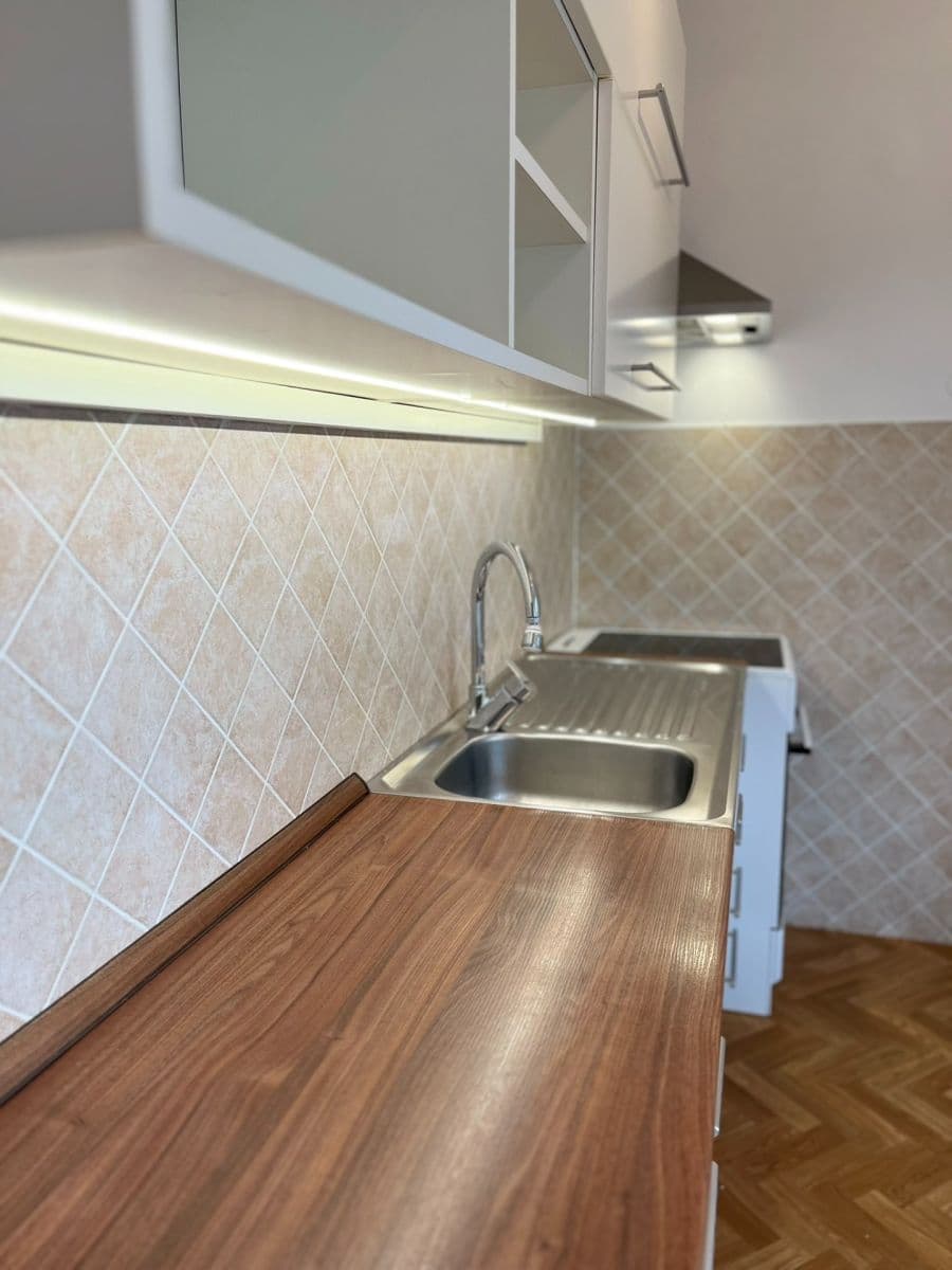 1 bedroom flat to rent, 35 m², Okružní, Ivančice, Jihomoravský Region 1 bedroom flat to rent, 35 m², Okružní, Ivančice, Jihomoravský Region