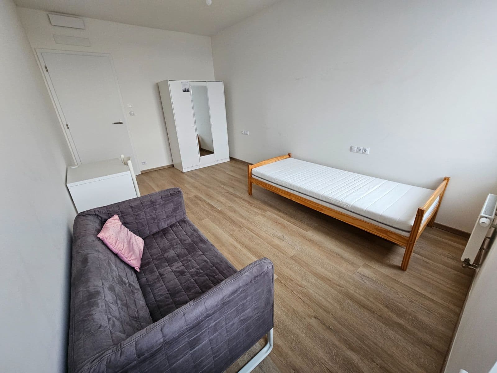 2 bedroom with open-plan kitchen flat to rent, 71 m², Placzkova, Brno, Jihomoravský Region 2 bedroom with open-plan kitchen flat to rent, 71 m², Placzkova, Brno, Jihomoravský Region