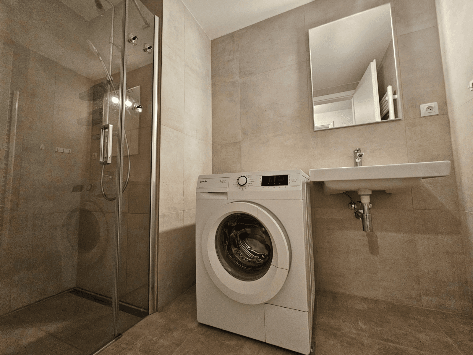 2 bedroom with open-plan kitchen flat to rent, 66 m², Placzkova, Brno, Jihomoravský Region 2 bedroom with open-plan kitchen flat to rent, 66 m², Placzkova, Brno, Jihomoravský Region