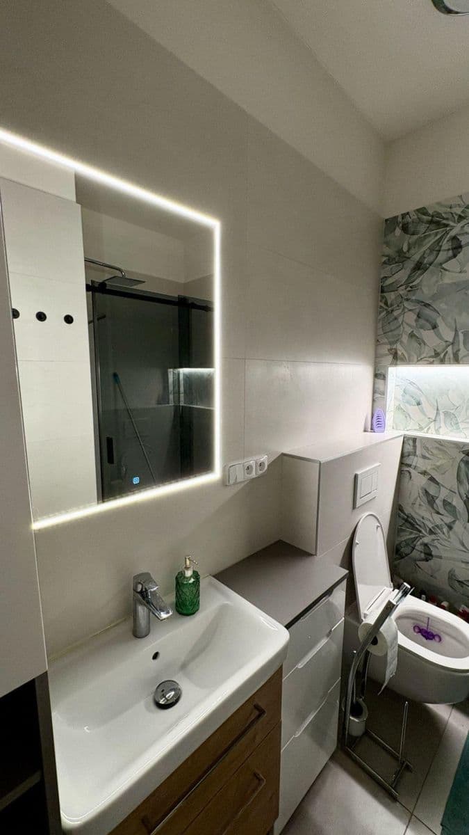 Studio flat to rent, 34 m², Konšelská, Prague, Prague Studio flat to rent, 34 m², Konšelská, Prague, Prague