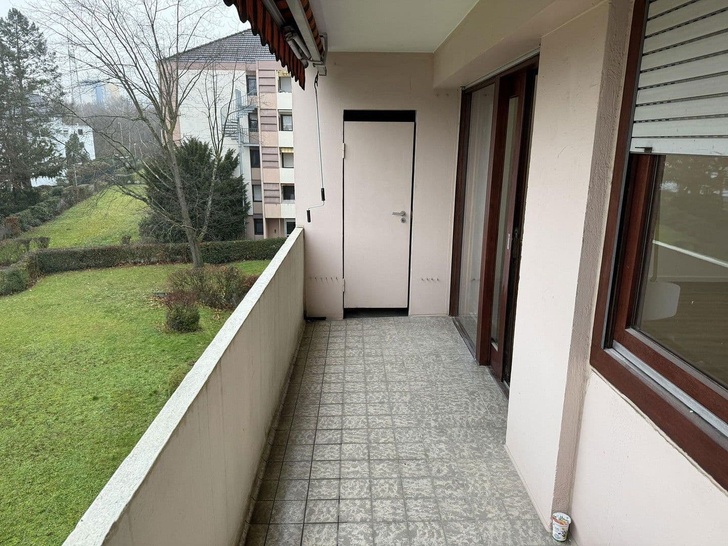 2 bedroom with open-plan kitchen flat to rent, 88 m², Friedrich-Ebert-Str. 17, Schwalbach am Taunus, Hesse 2 bedroom with open-plan kitchen flat to rent, 88 m², Friedrich-Ebert-Str. 17, Schwalbach am Taunus, Hesse