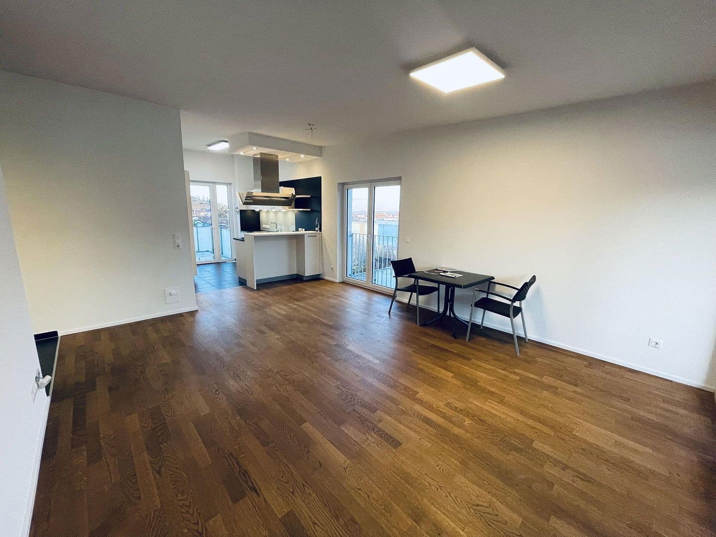 2 bedroom with open-plan kitchen flat for sale, 91 m², Asperg, Baden-Württemberg 2 bedroom with open-plan kitchen flat for sale, 91 m², Asperg, Baden-Württemberg