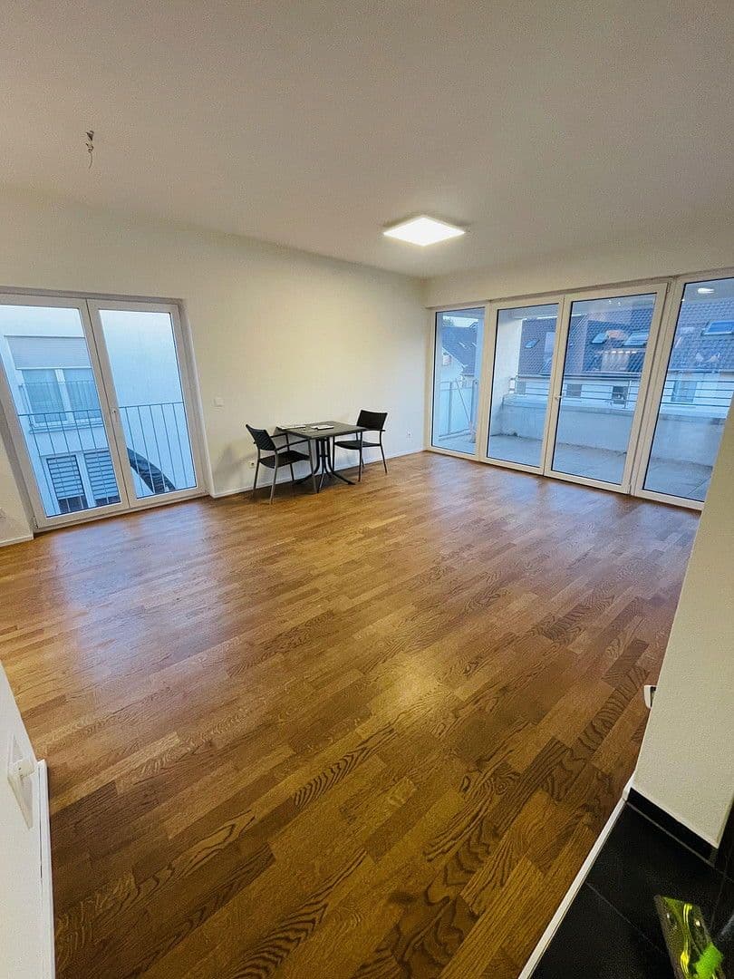 2 bedroom with open-plan kitchen flat for sale, 91 m², Asperg, Baden-Württemberg 2 bedroom with open-plan kitchen flat for sale, 91 m², Asperg, Baden-Württemberg