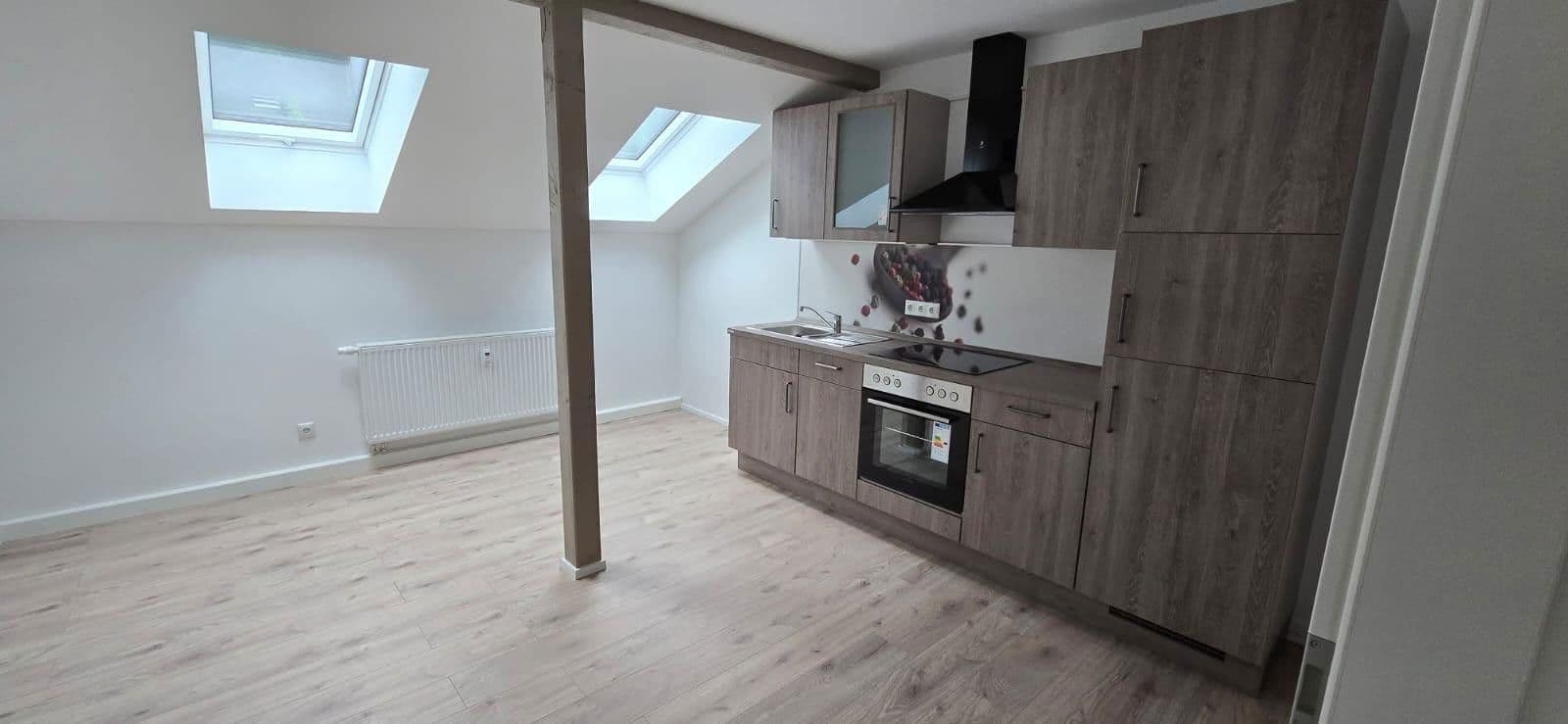 house for sale, 351 m², Markt 5, Treuen, Saxony house for sale, 351 m², Markt 5, Treuen, Saxony